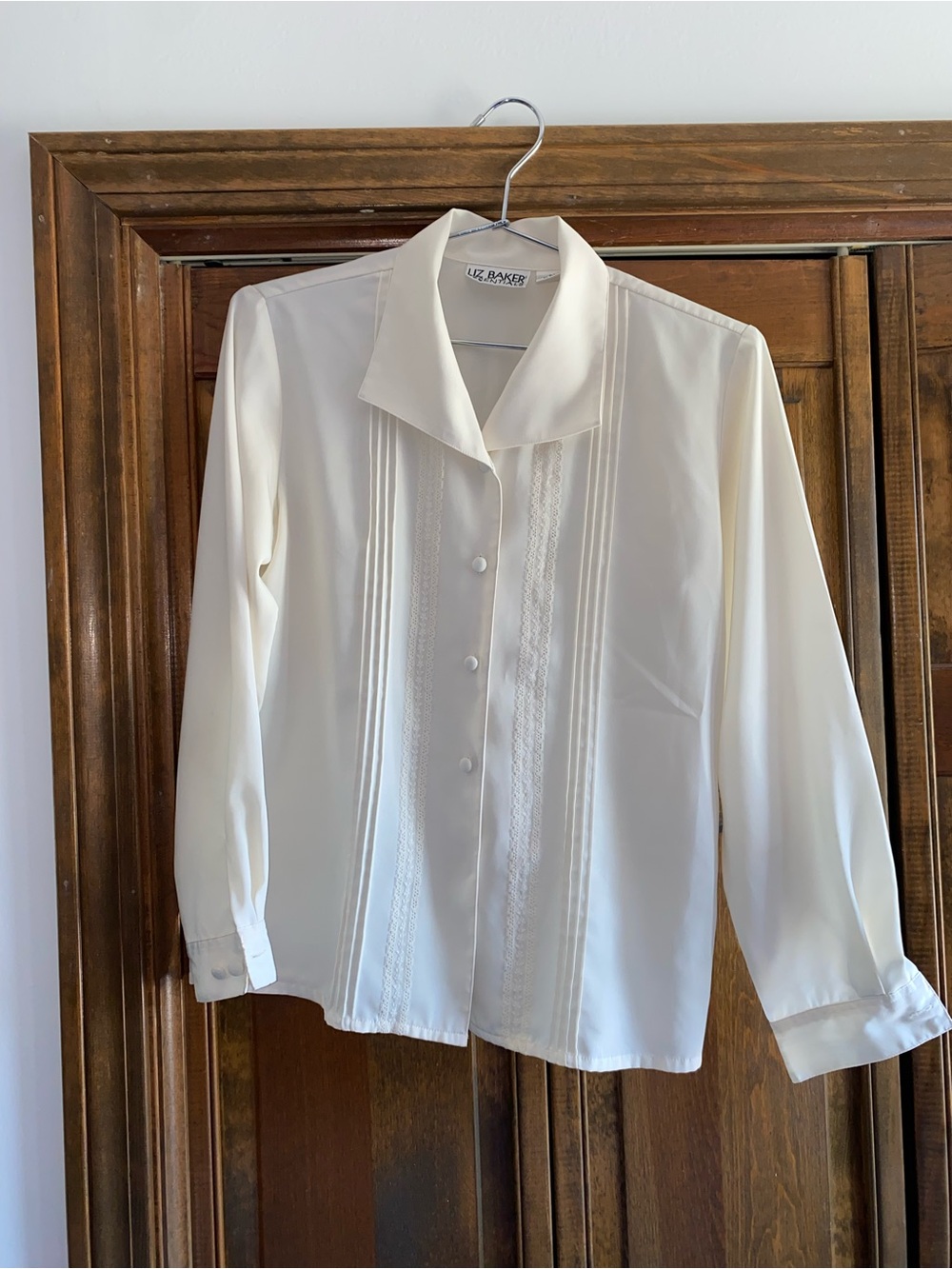 Liz Baker Ivory Lace-Pintuck Long-Sleeve Blouse, Size 2P